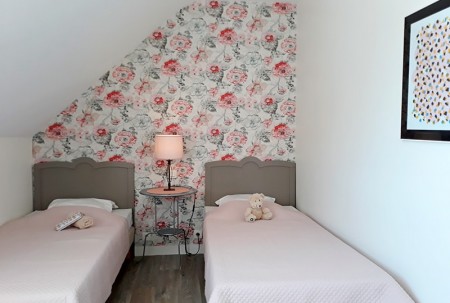 Chambre avec 2 lits simples à l'étage