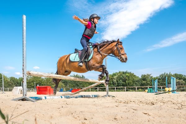 Cours et stages d'équitation au centre équestre Mané Guernehué